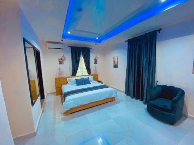 West Wing Hotel Lagos Esterno foto